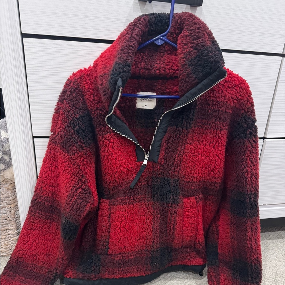 Abercrombie Sherpa half zip up